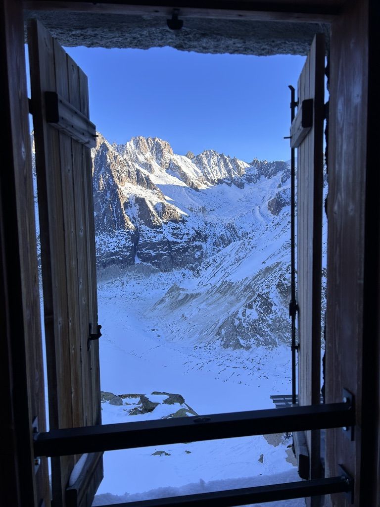 Les volets ouverts sur la Mer de Glace